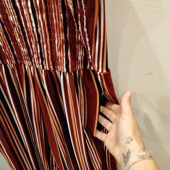 Striped Romper - Picture 4 of 7